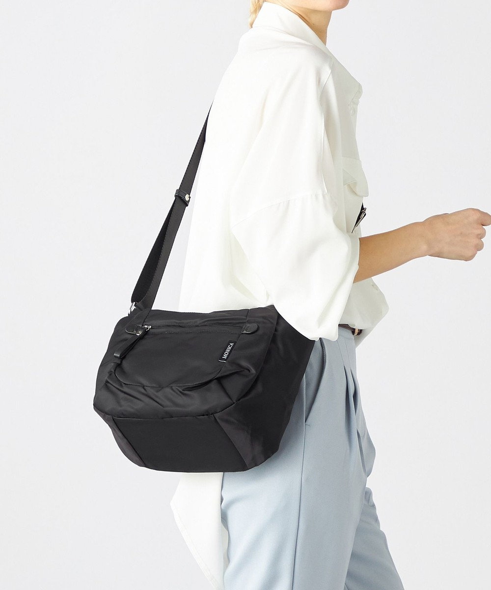 LA BAGAGERIE 【MONICA】ラウンドショルダーバッグ 