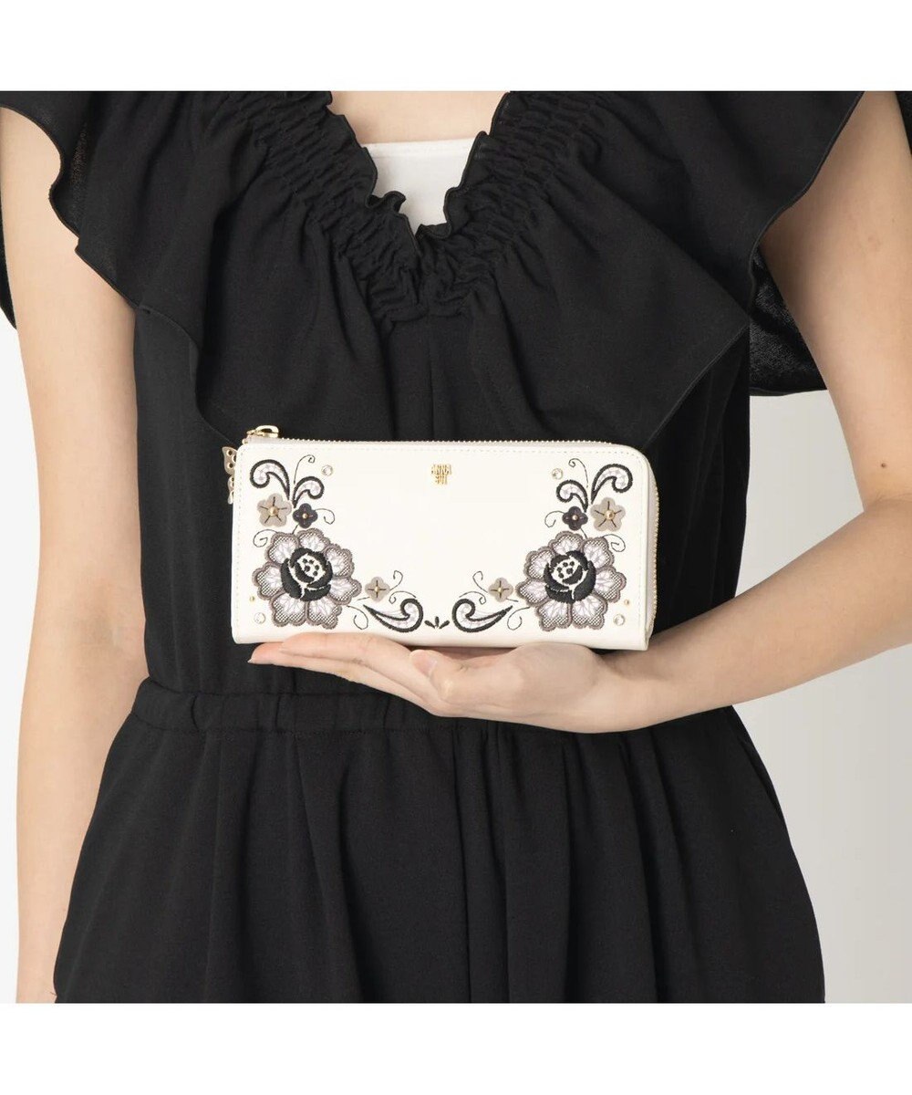 ANNA SUI ララ Lファスナー長財布 