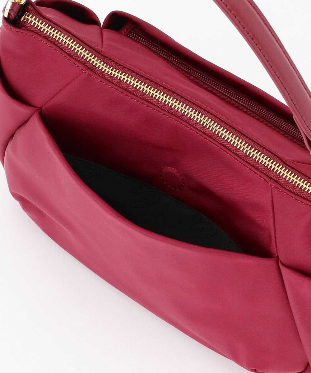 TOCCA 【大人百花掲載】PIECE OF CRESCENT NYLONBAG バッグ 