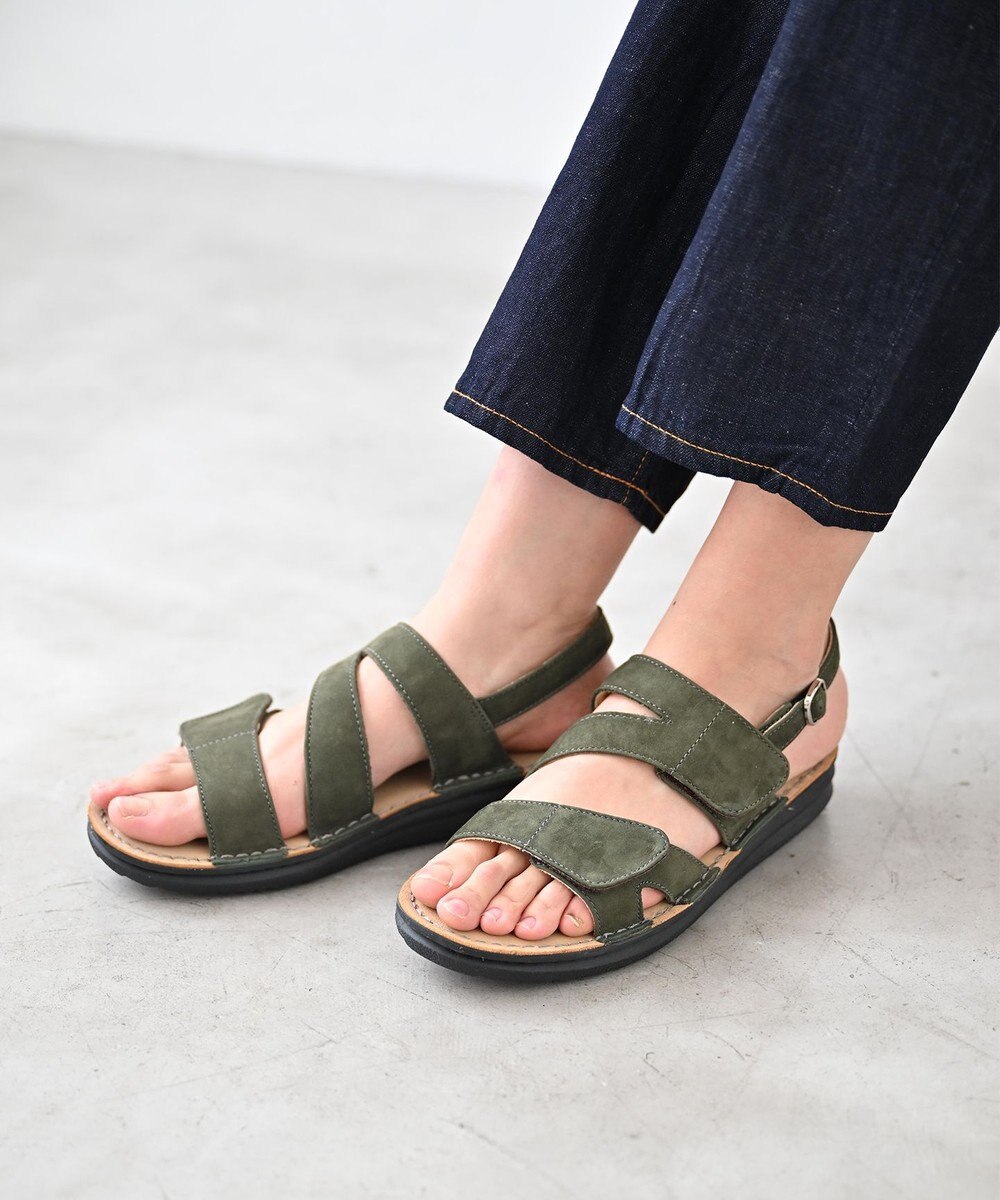 Pointer 本革 甲幅調整 マジックテープ付きサンダル 