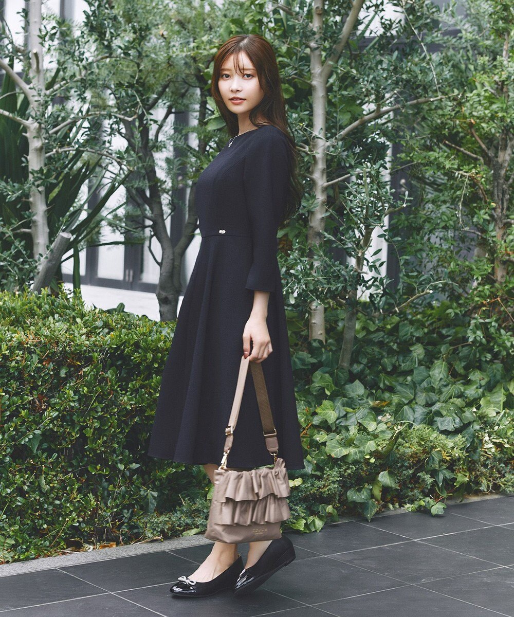 TOCCA 【美人百花掲載】【新色登場】FRILL POCHETTE ポシェット 