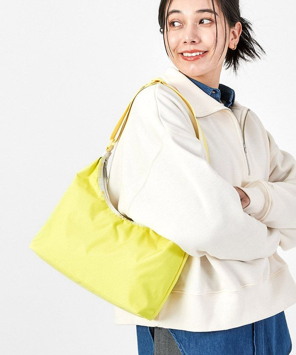 LeSportsac CRESCENT SHOULDER BAG/スペクテイターライムライト スペクテイターライムライト