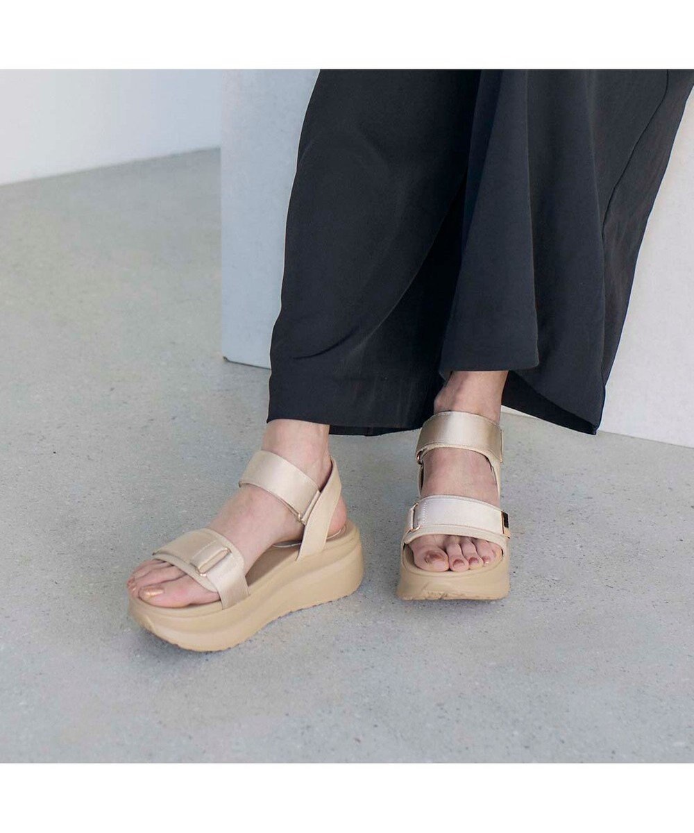 MODE ET JACOMO <noyau>厚底サテンベルクロスポーツサンダル 