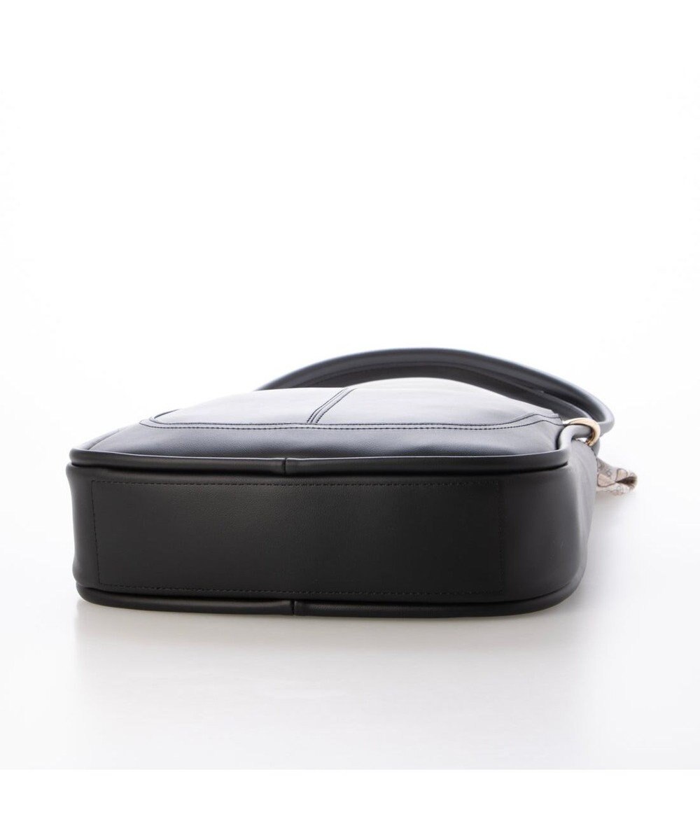 UNBILLION カシュカシュ cachecache / スカーフチャーム付きロングハンドルトート 