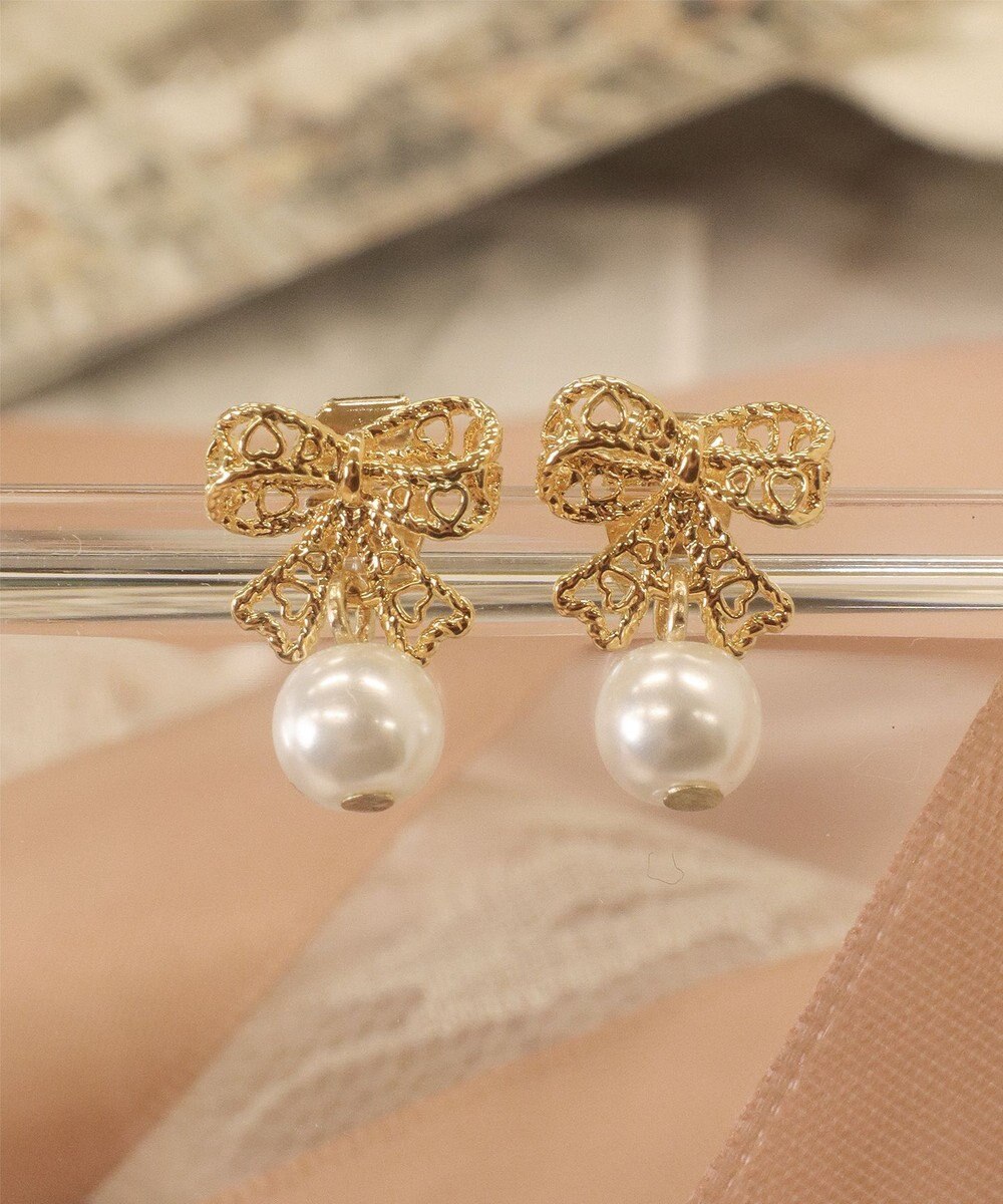 Tiaclasse 【金属アレルギー対応／選べる2タイプ】リボン＋パールピアス 