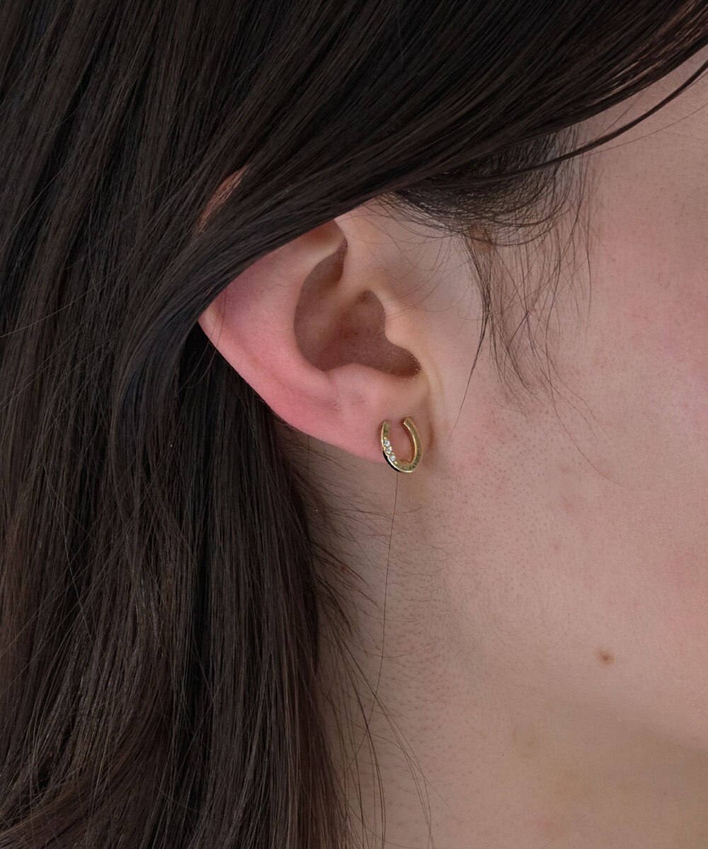 Phoebe 【痛くないシリーズ】ハンサムホースシューライトフィットイヤリング/馬蹄/蹄鉄 