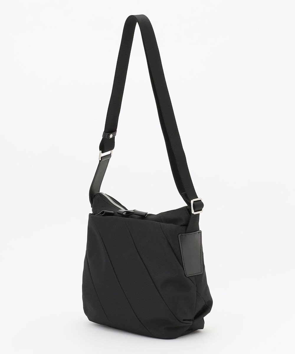 Y'SACCS ストリームラインショルダー 