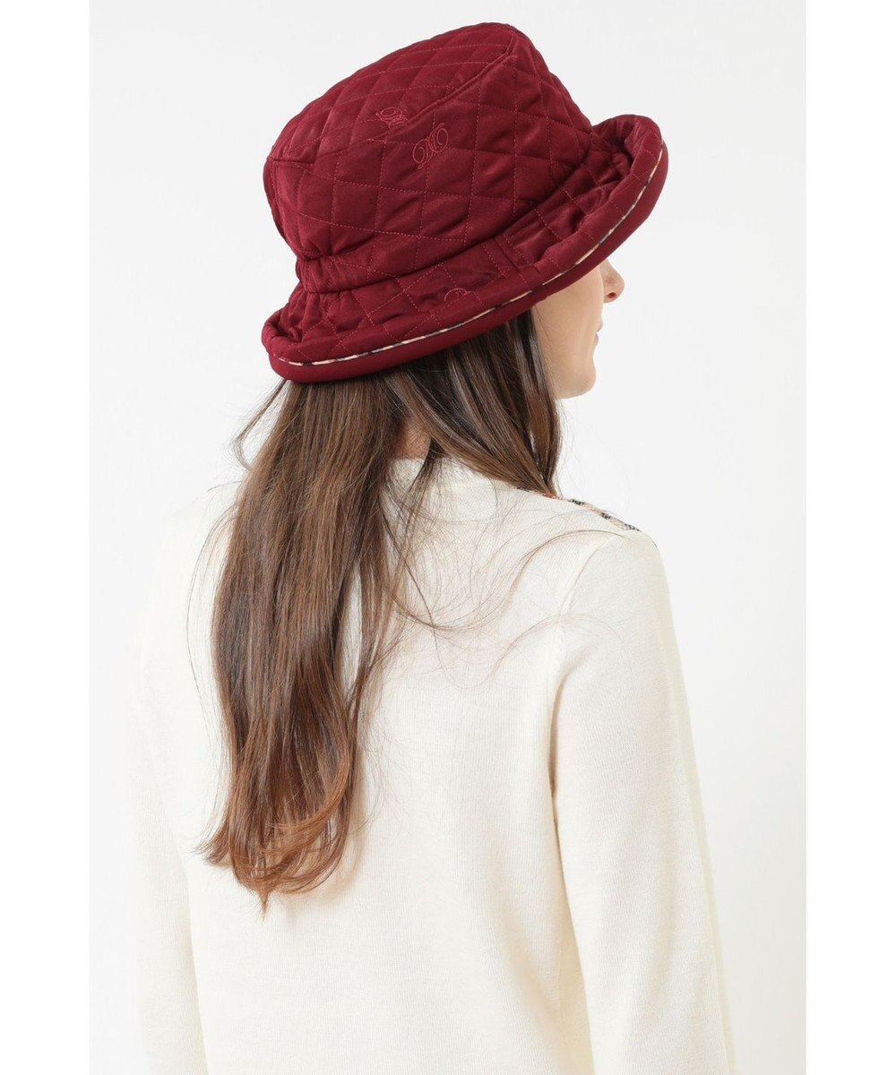 DAKS ロゴ刺繍キルトハット 
