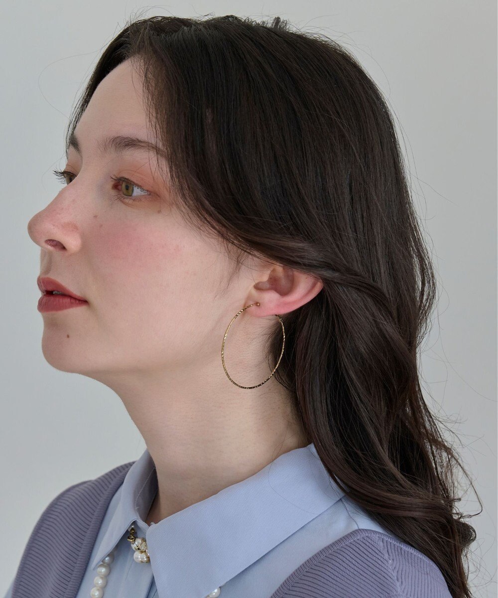 Phoebe ≪雑誌掲載商品≫ツイストラインフープイヤリング　ゴールド 