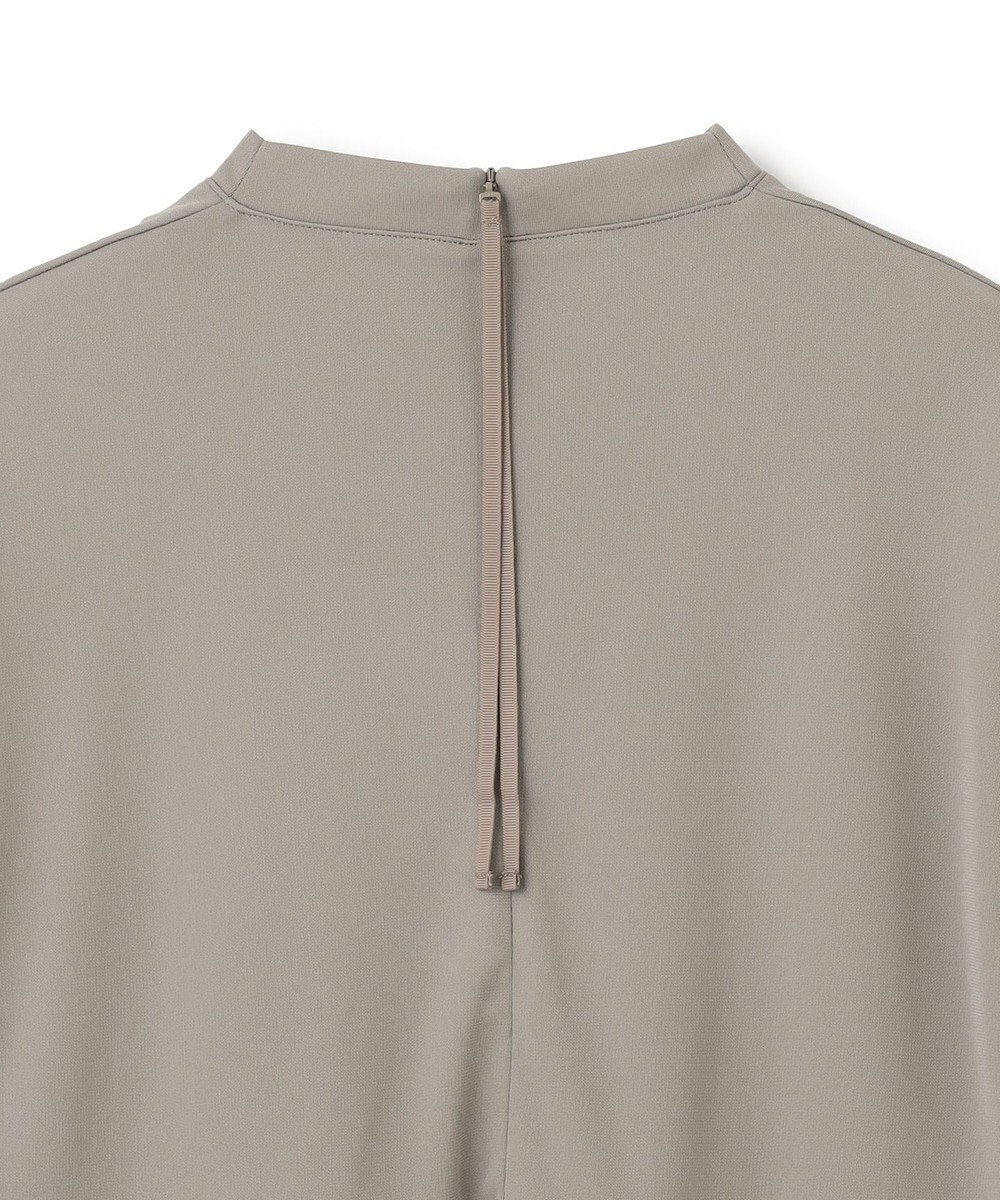 UNFILO ペプラムラッシュガード 