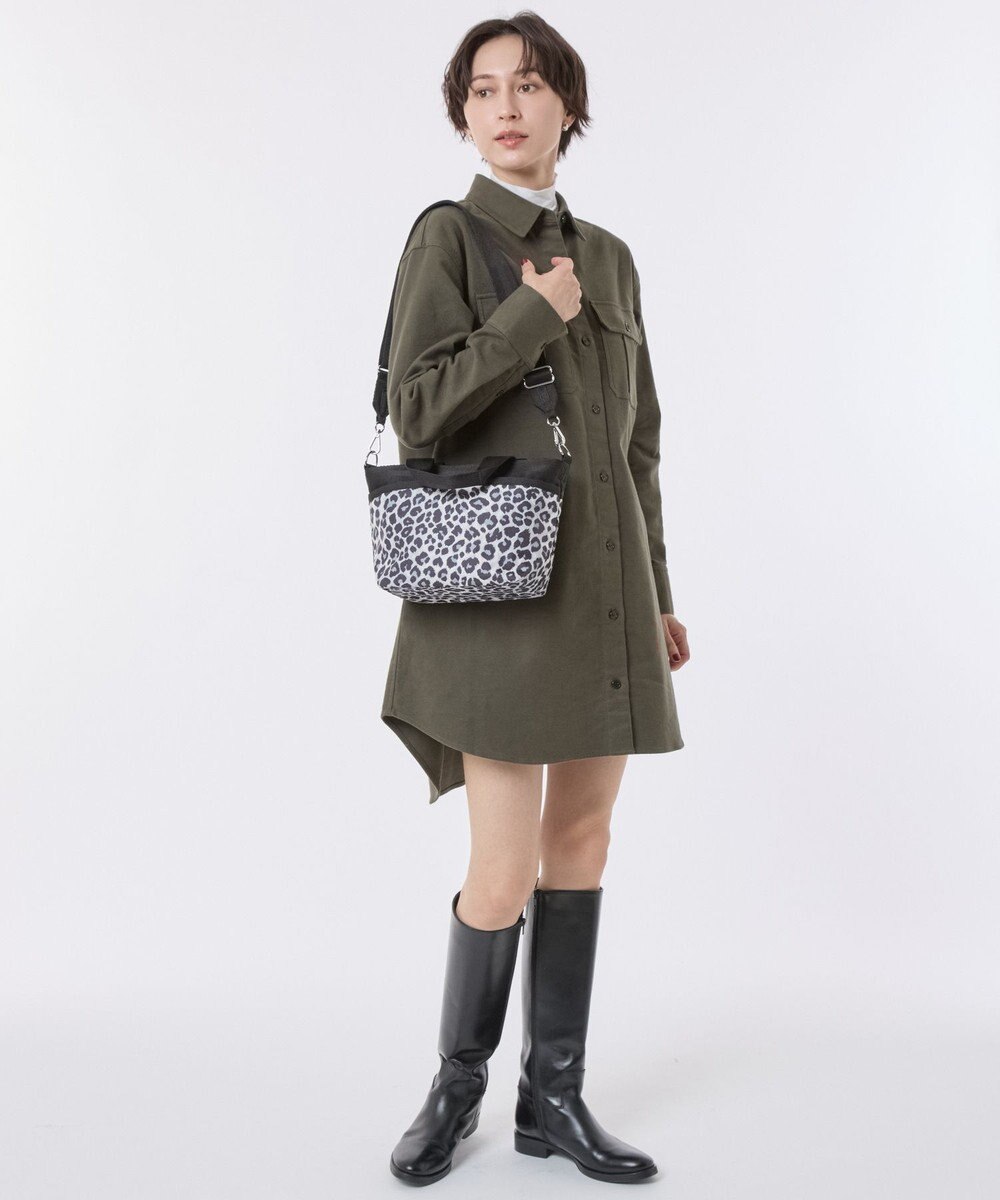 LeSportsac SMALL BUCKET TOTE/ニュートラルレオパード 