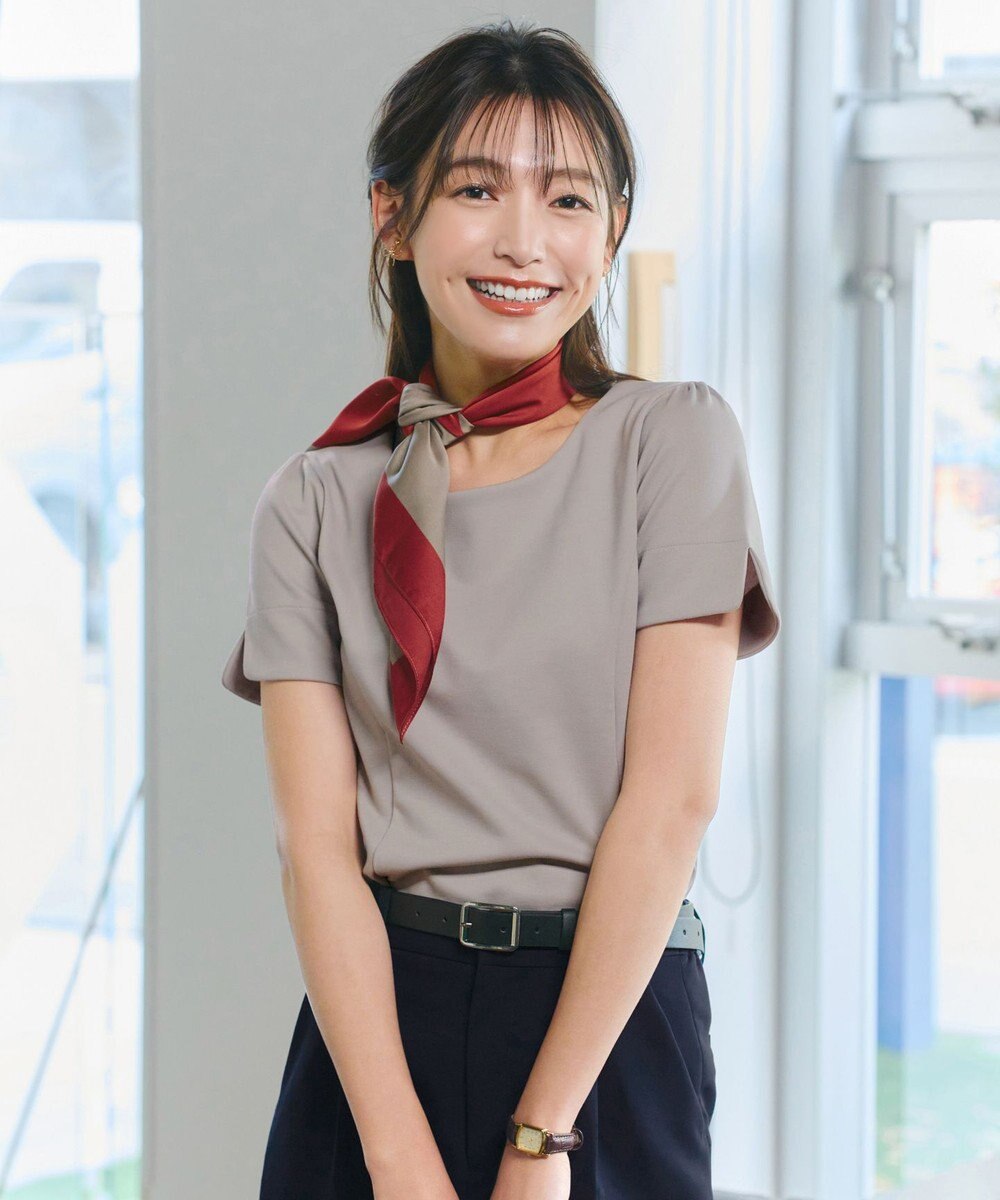 Tiaclasse 【UVカット・吸水速乾】 “きれい見え” パネルラインカットソートップス 