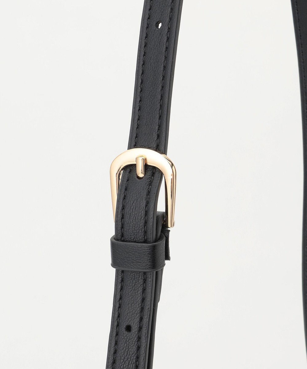 LA BAGAGERIE ランダムプリーツショルダーバッグ タテ 