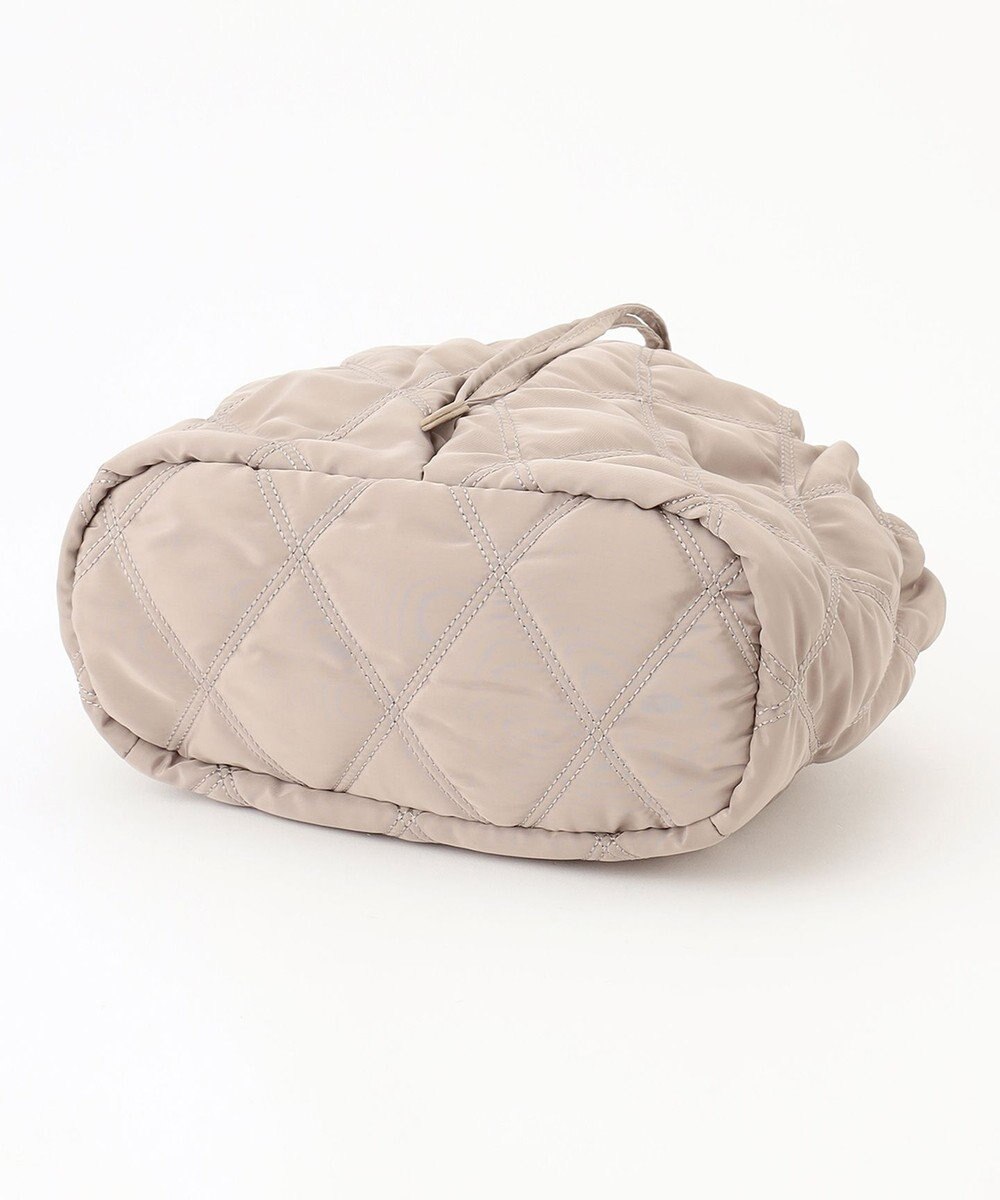 23区 キルティングショルダーバッグ 