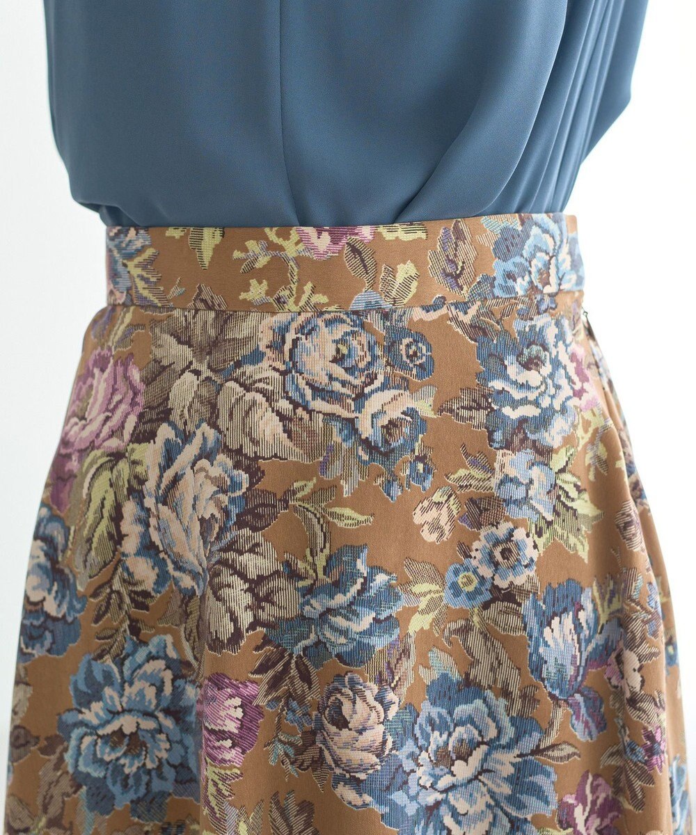 YECCA VECCA ゴブラン柄フレアスカート 