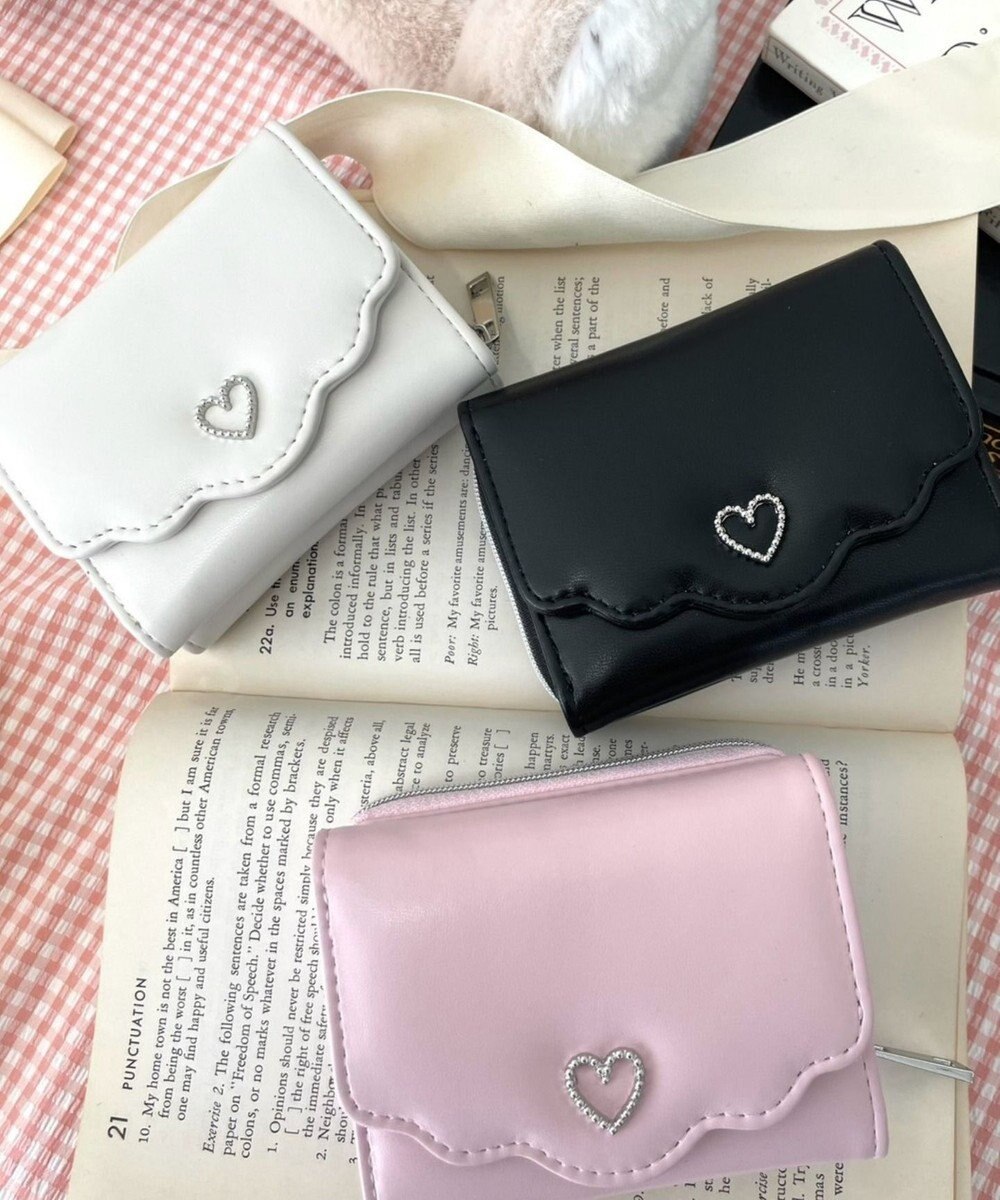 WEGO フリルデザインハートメタルウォレット 