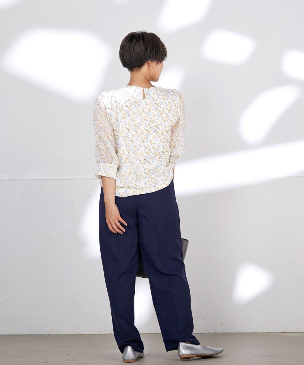 Tiaclasse 【洗える】花柄Vネックブラウス 