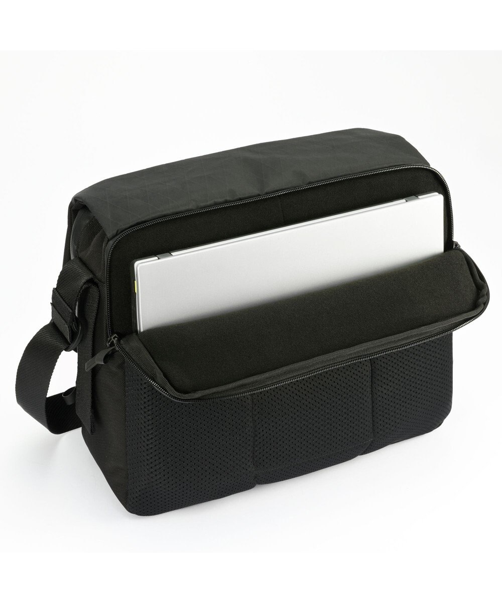 ACE BAGS & LUGGAGE ace. ラグレンティスクロスX ショルダーバッグ A4/13.3インチPC収納 高強度 高撥水 軽量 20067 エース 