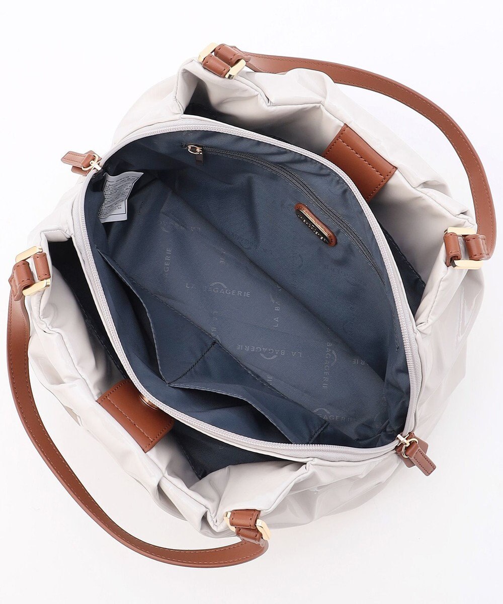 LA BAGAGERIE ソフトエナメル2WAYハンドバッグ Mサイズ 