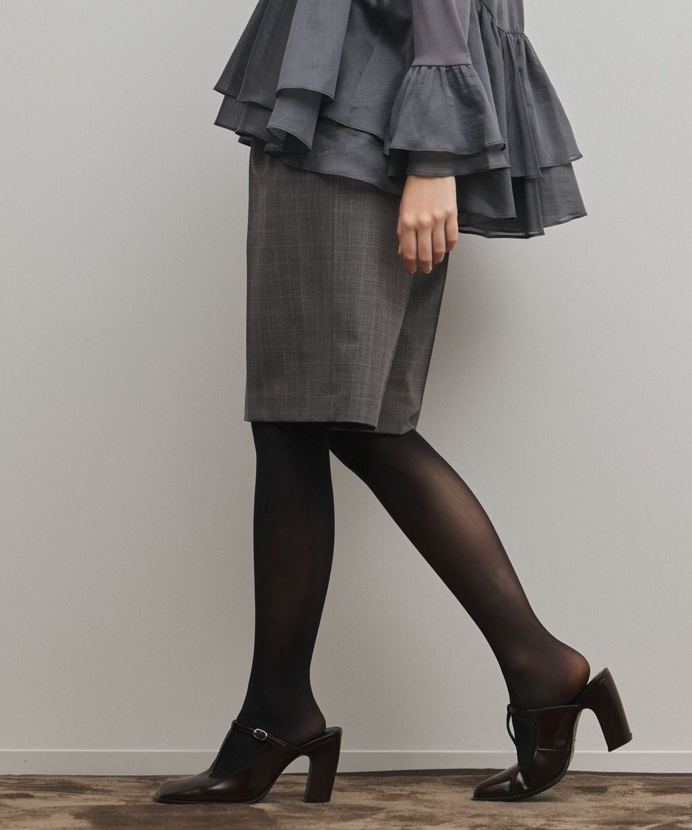 GRACE CONTINENTAL スーツ地ハーフパンツ 