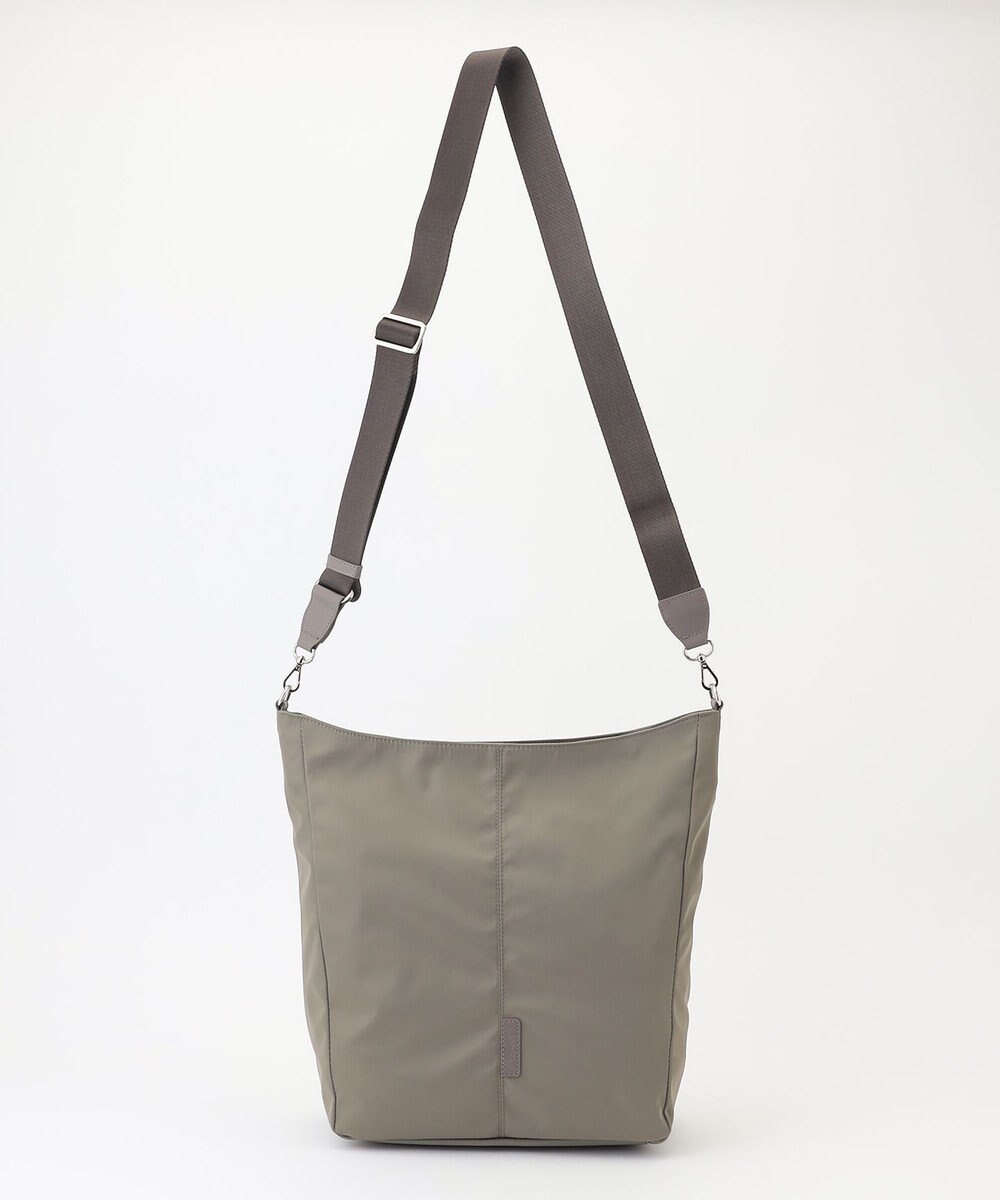 Y'SACCS ツイルナイロン　カーブショルダー　Mサイズ 