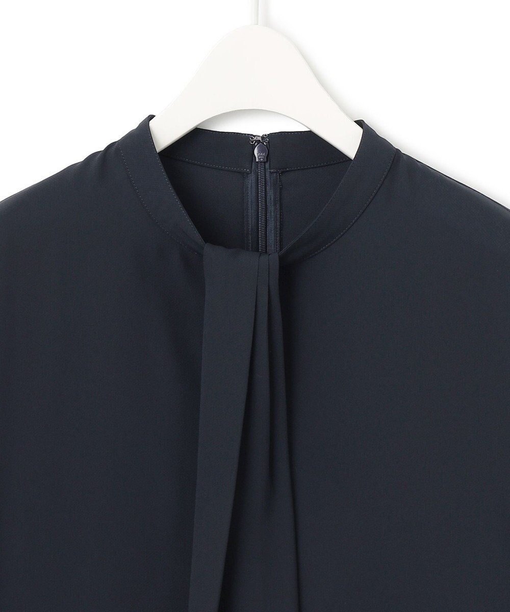 ICB 【接触冷感・UVケア・速乾・洗える】BackSatinAmunzen  5分袖スカーフタイブラウス 