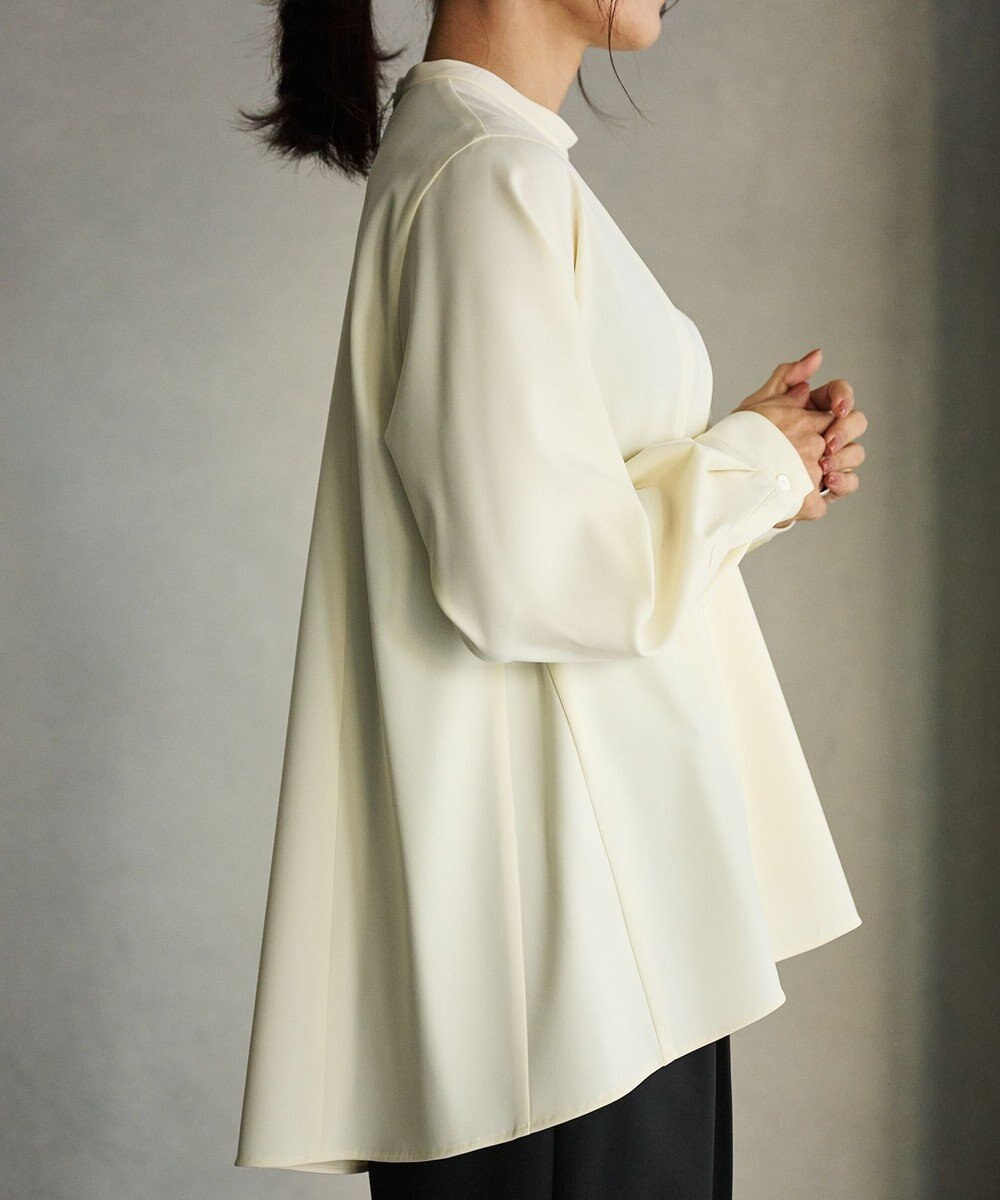 #Newans 〈亀恭子さんコラボ〉パネルタックAラインブラウス 