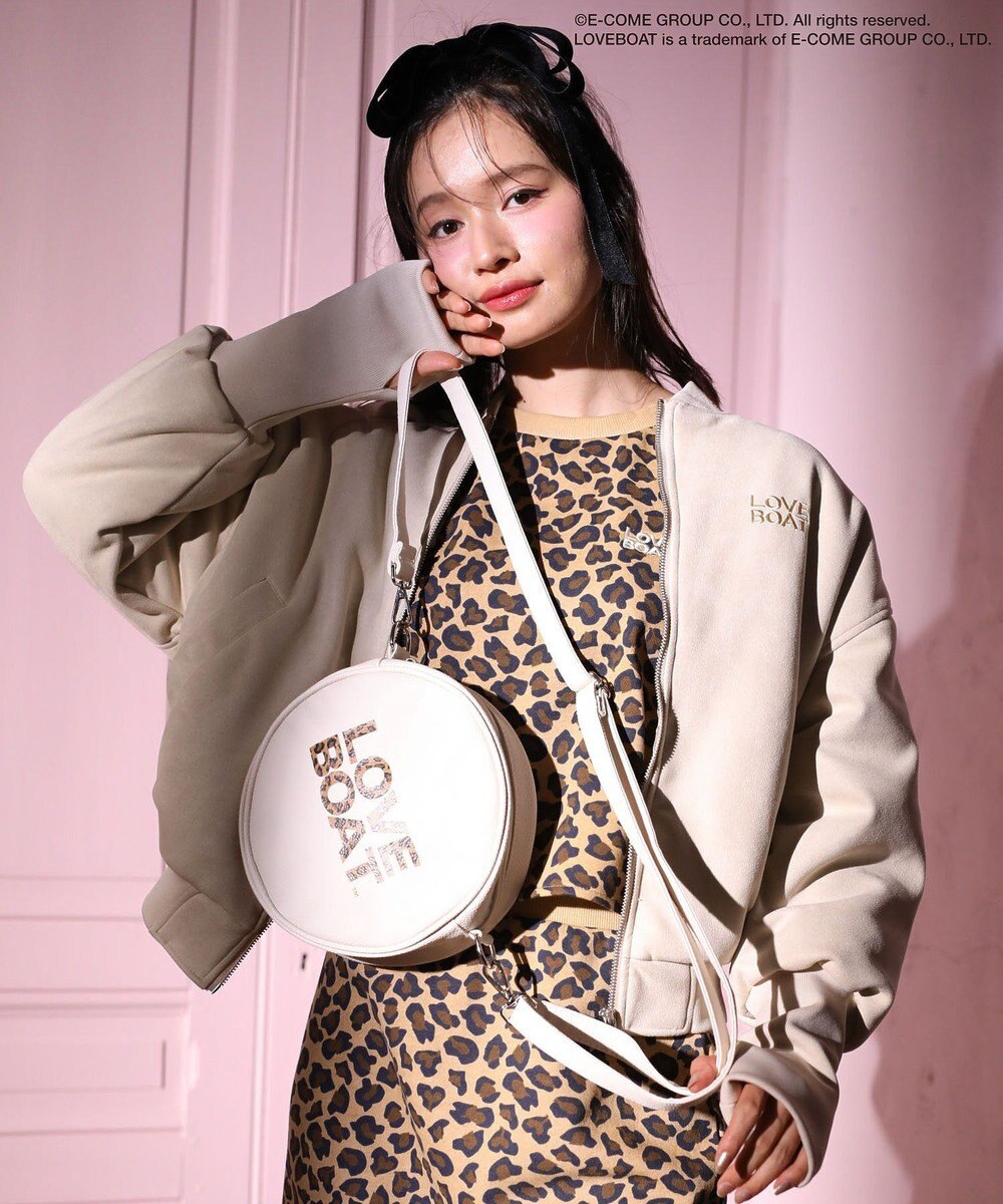 Green Parks ■ＬＯＶＥ　ＢＯＡＴ　ロゴ刺繍スウェット 