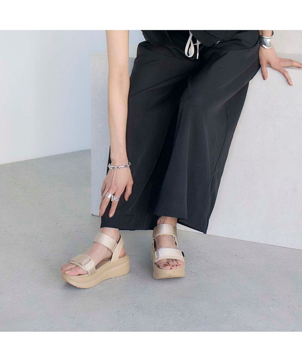 MODE ET JACOMO <noyau>厚底サテンベルクロスポーツサンダル 