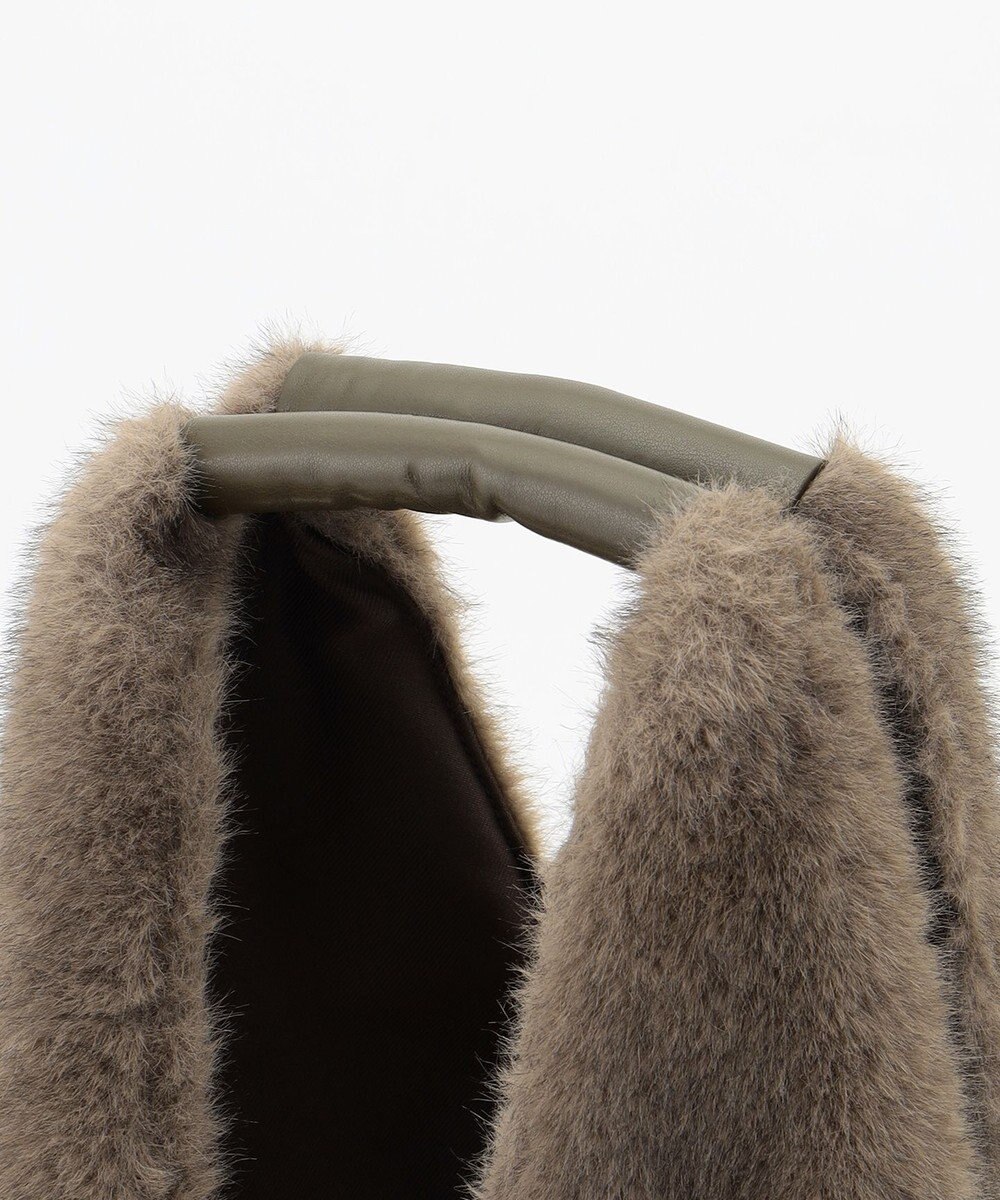 自由区 【SHIHOさん着用】イージーファー バッグ 