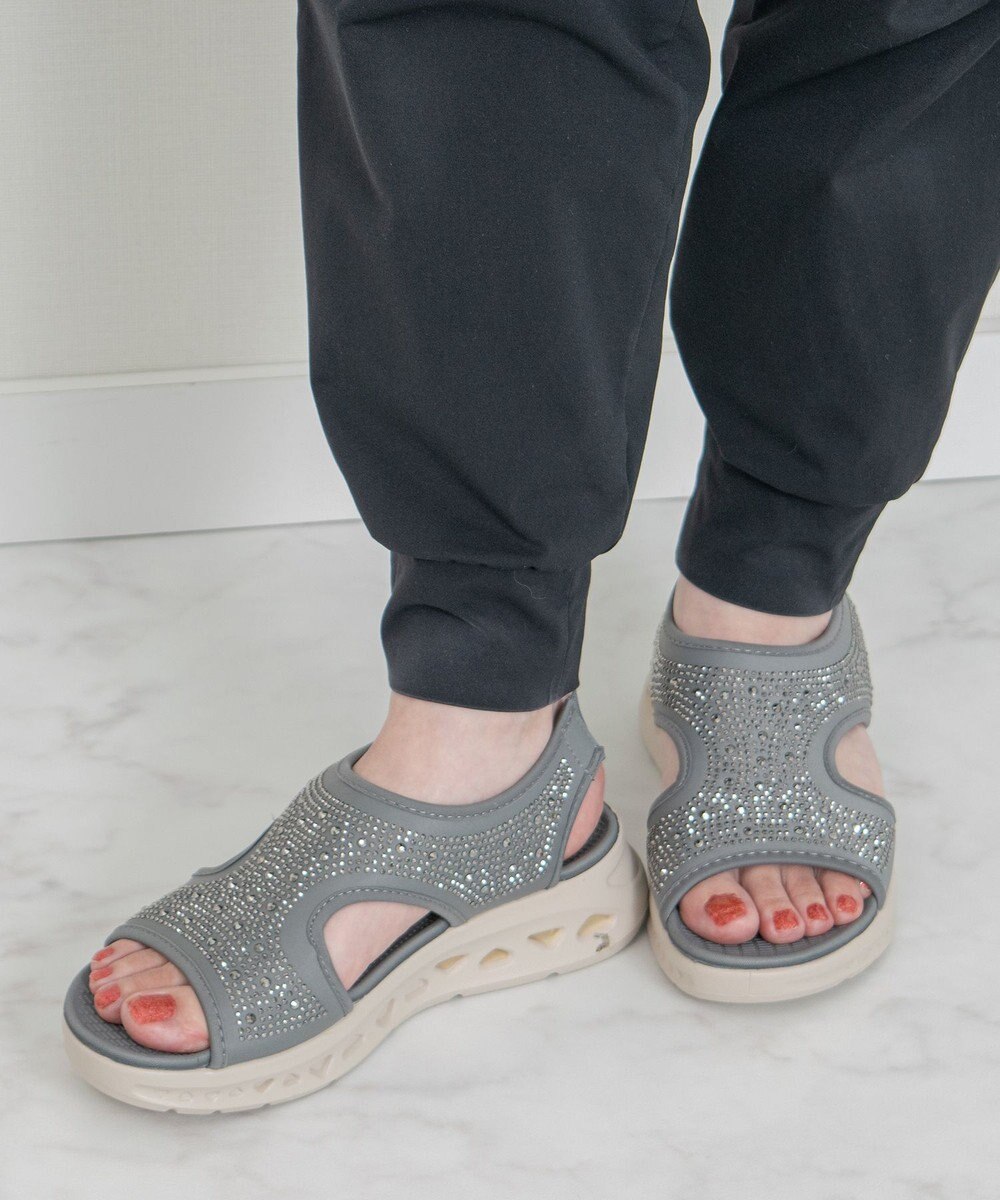 Bridget Birkin 【VINCULUM】フレックスソールビジューサンダル 