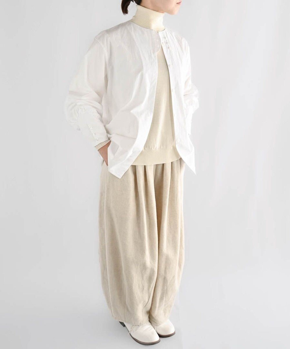 muuc 〈遠州織物の工場で織られた上質なコットン生地〉〈通年着られる〉ノーカラーブラウス 