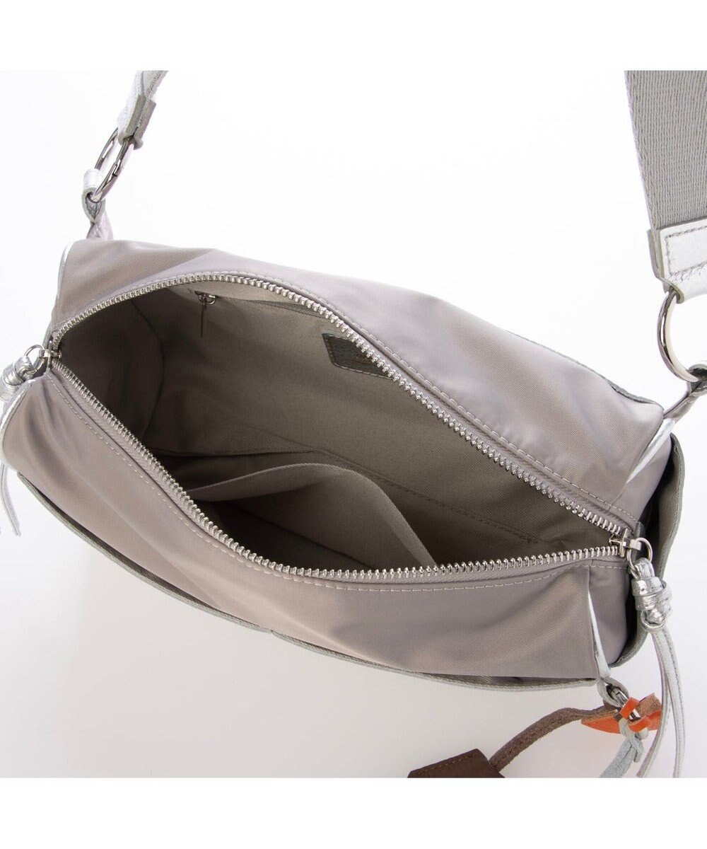 UNBILLION ペルケ perche / 牛革×ナイロンチェンジベルトキーチャームショルダー 