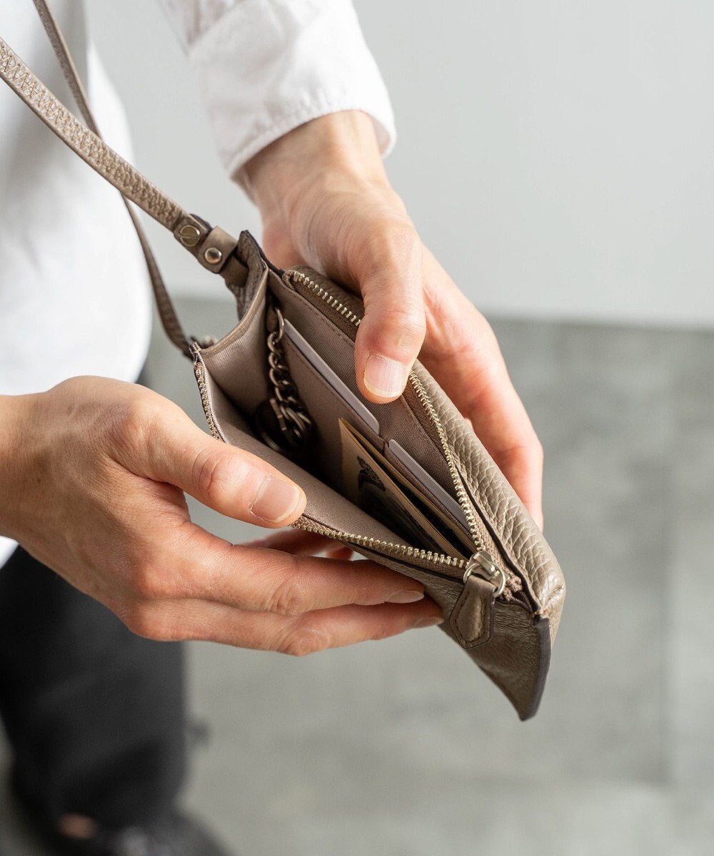 Atelier nuu 本革 スマホショルダー 