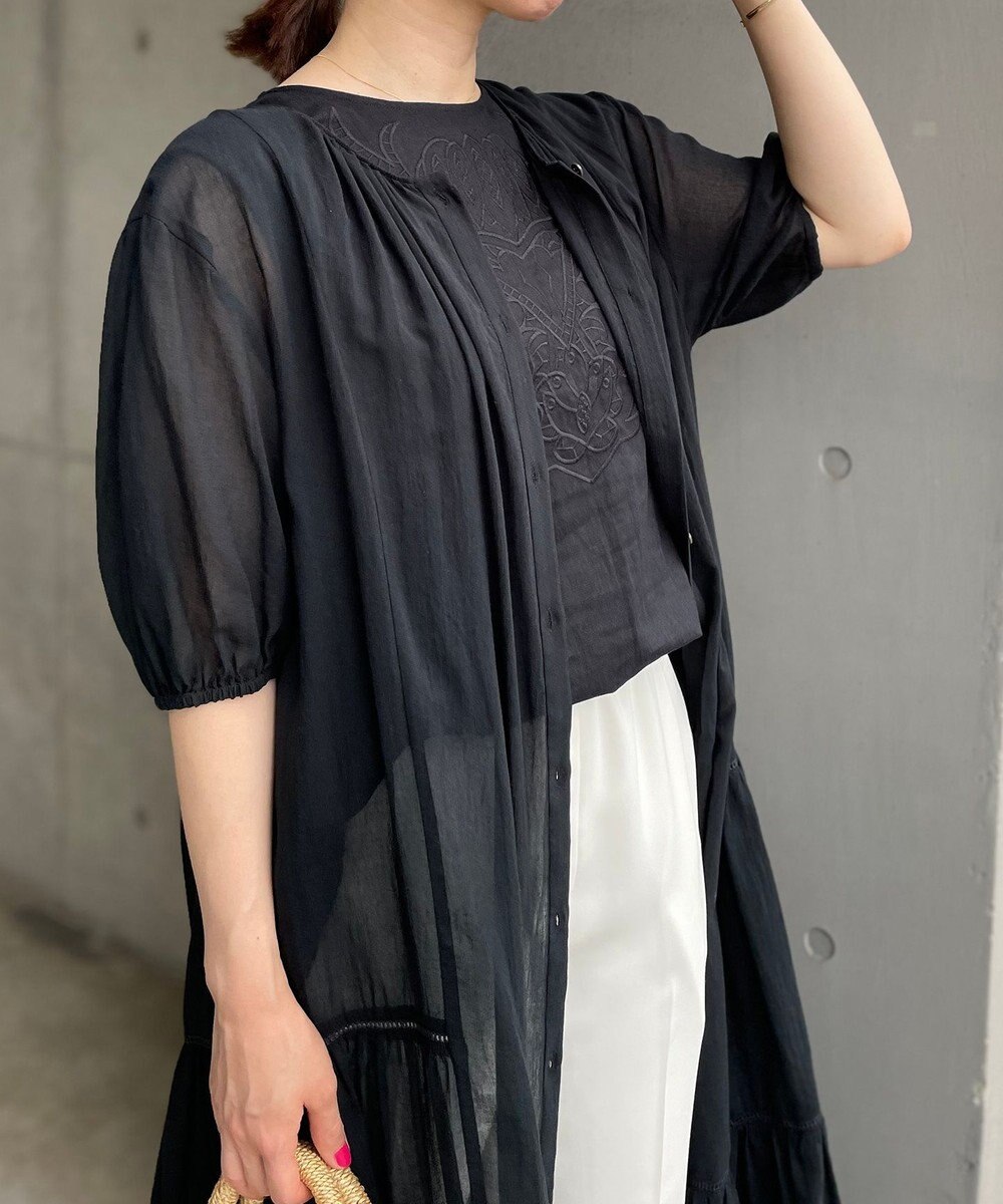 UNFILO 【撥水】レーヨン麻ライト刺繍ブラウス 