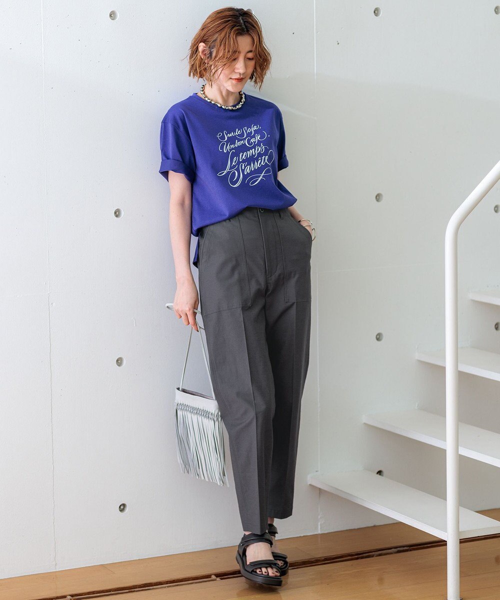 23区 【井波麻里衣さんコラボ】カリグラフィー プリント Tシャツ 