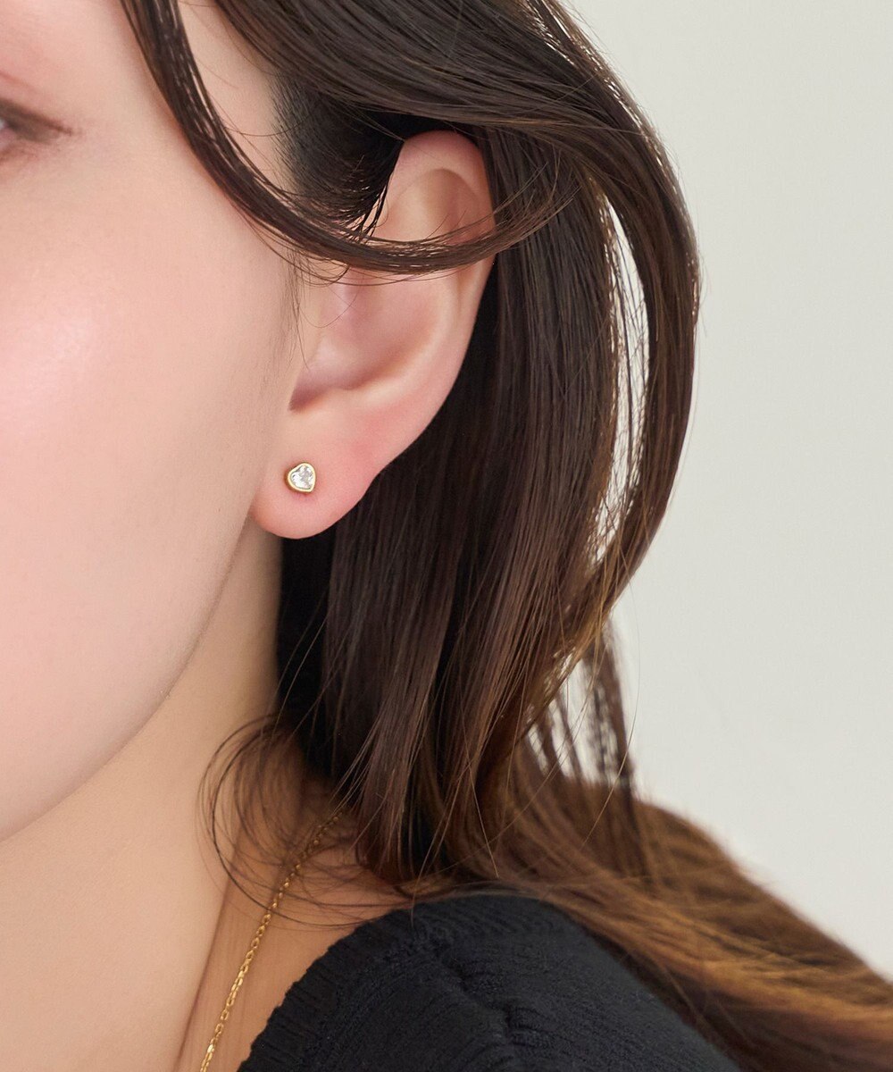 Phoebe 【金属アレルギー対応】ジュエルハートピアス　ゴールド/サージカルステンレス 