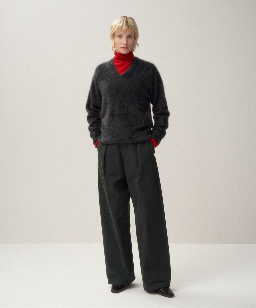 ATON ROYAL CASHMERE FUR | Ｖネックセーター 