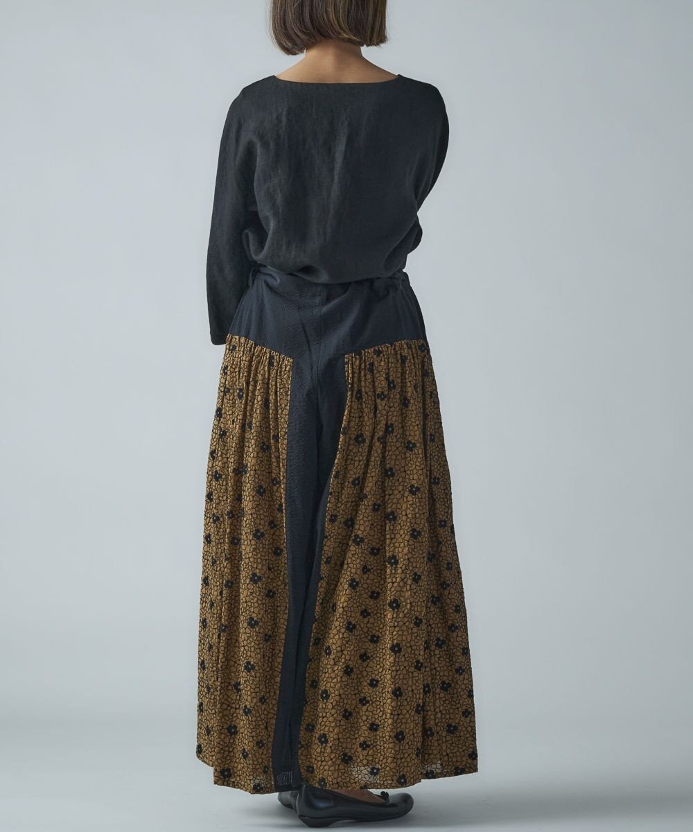 muuc 【手刺繍のような刺繍が美しい】ハイドランジア 切り替えパンツ 