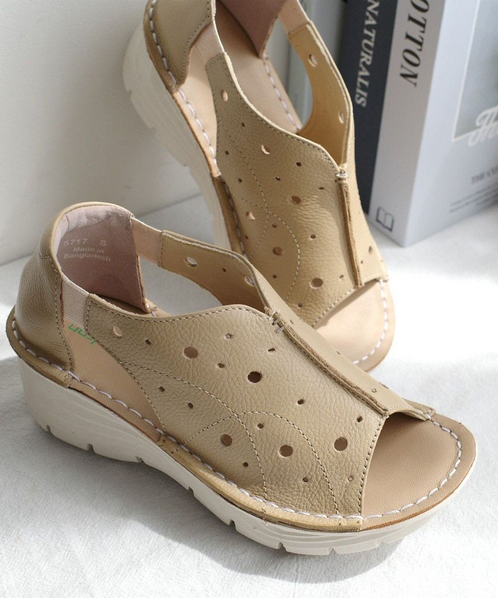 Pointer 本革 超軽量厚底パンチングサンダル 