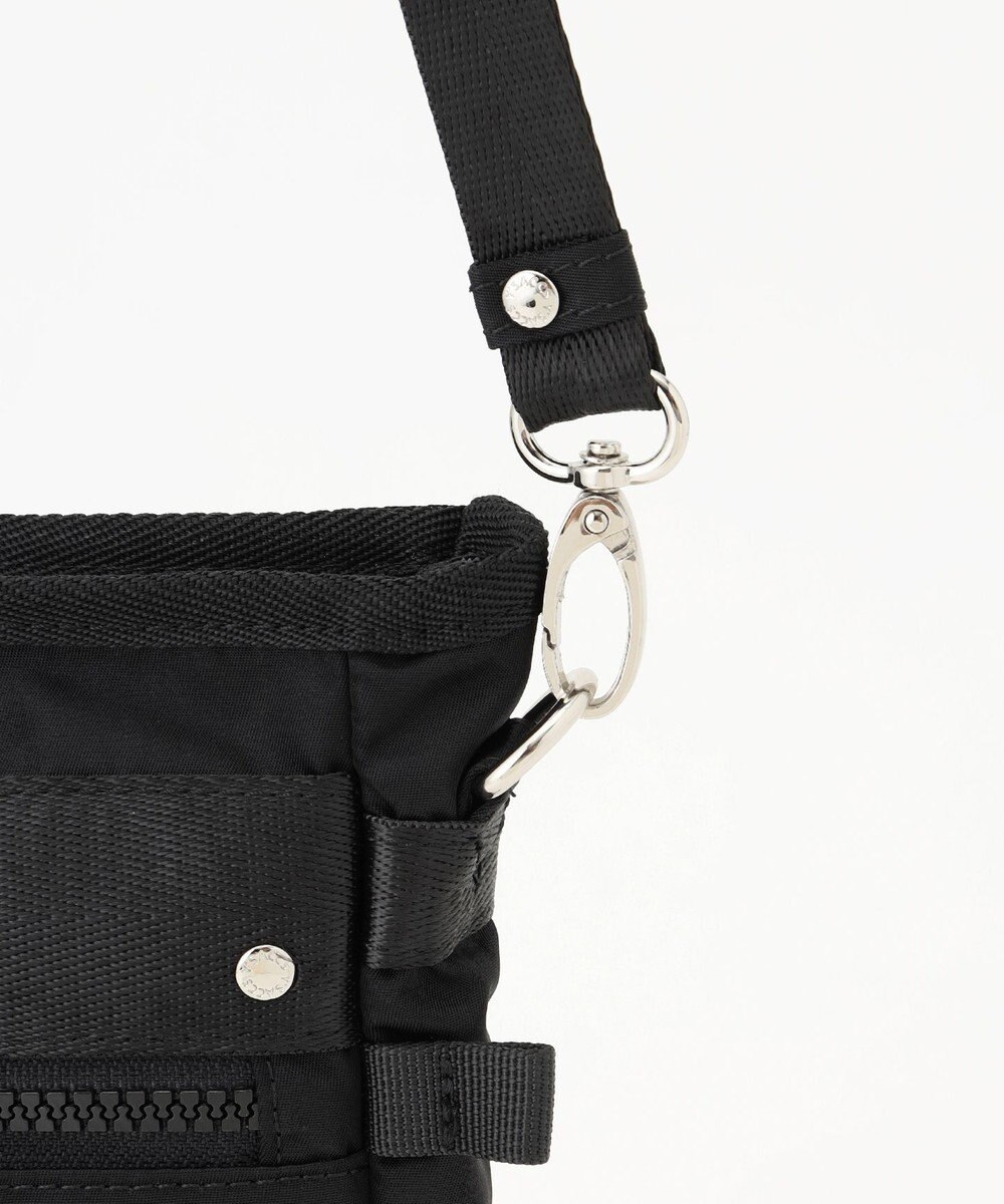 Y'SACCS テープデザイン　トラベルポシェット 