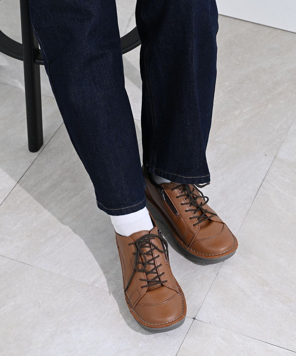 Pointer 本革超軽量レースアップスニーカー 