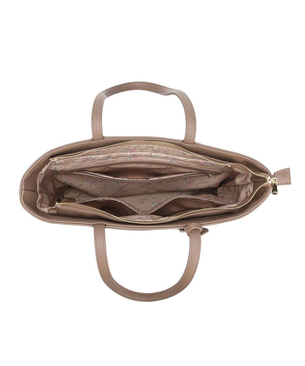 style code 【MERCURYDUO/マーキュリーデュオ】レニス　チャーム付きシンプルラージトートバッグ 