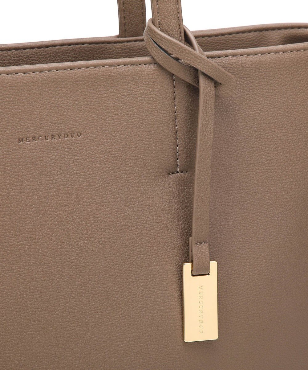 style code 【MERCURYDUO/マーキュリーデュオ】レニス　チャーム付きシンプルラージトートバッグ 