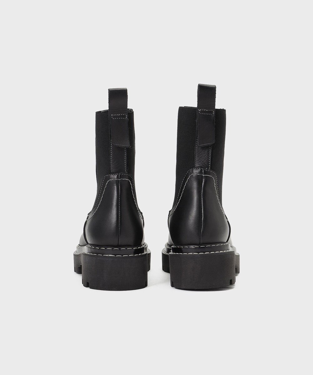 GRACE CONTINENTAL POEVE 　ショートブーツ 