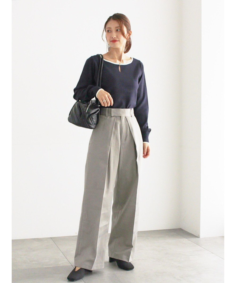 Te chichi スクエアチャームキーネックプルオーバー 