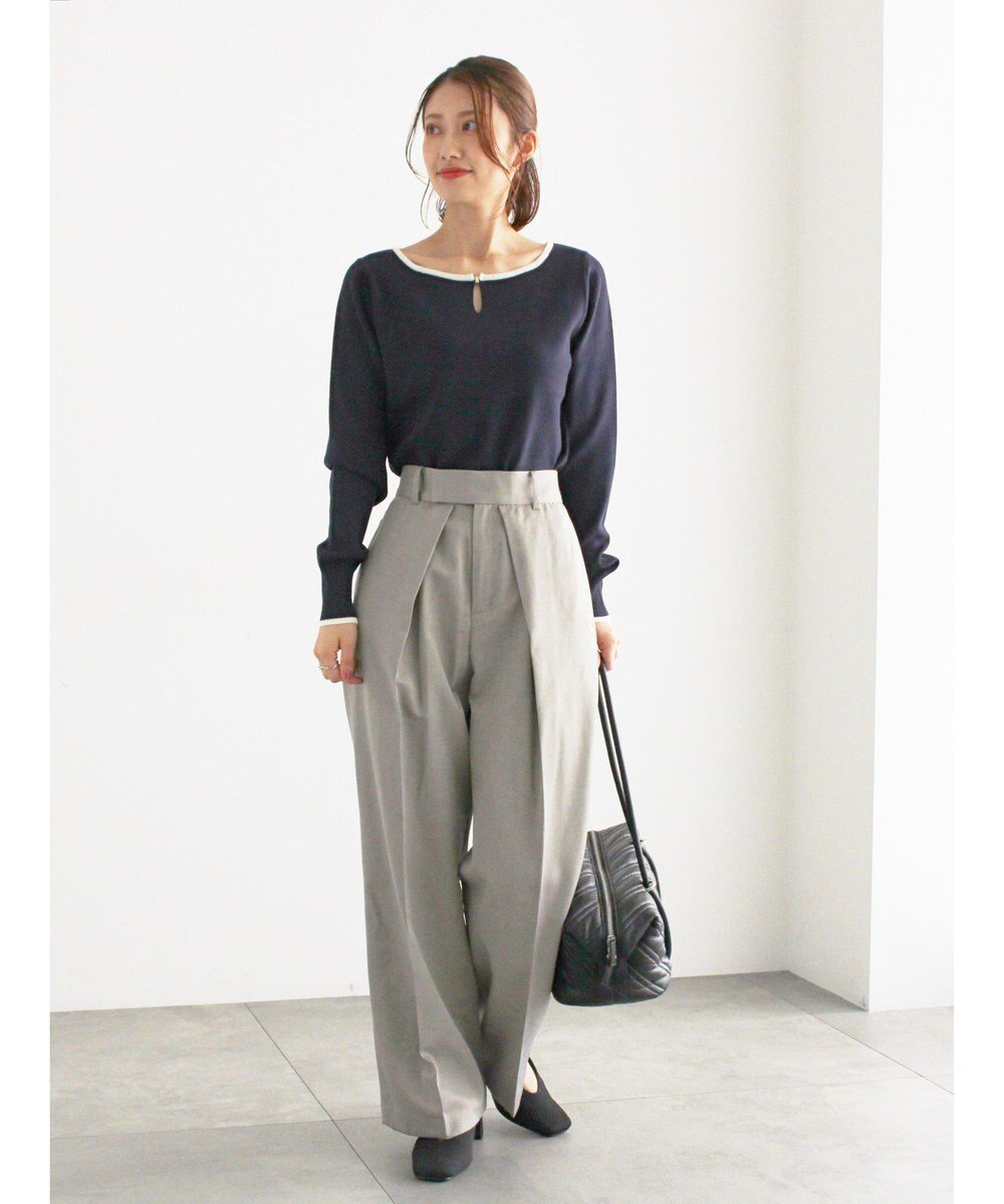 Te chichi スクエアチャームキーネックプルオーバー 