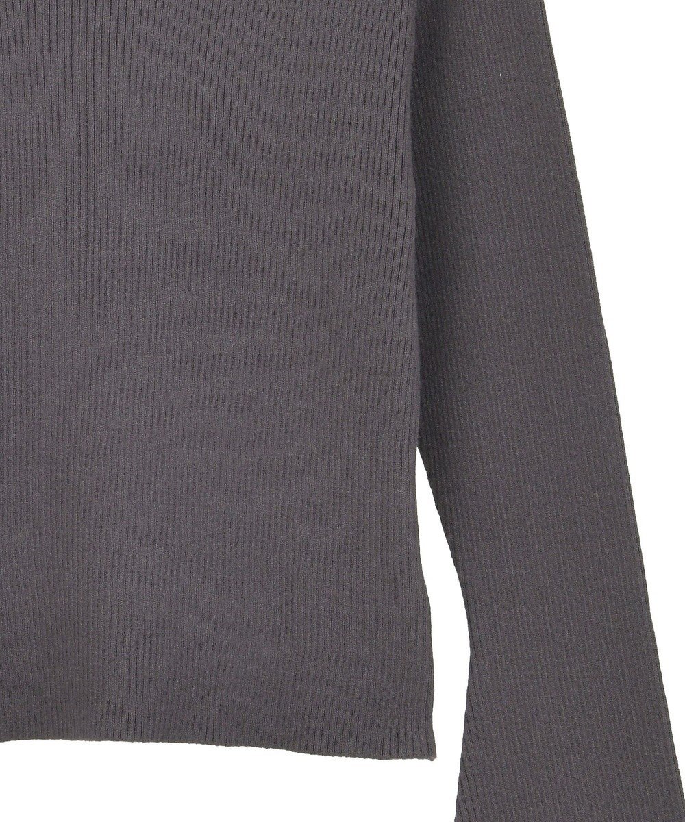 Green Parks ・ｓｗｉｎｇ　ｂｙ　袖パールボタンフレアリブニット 