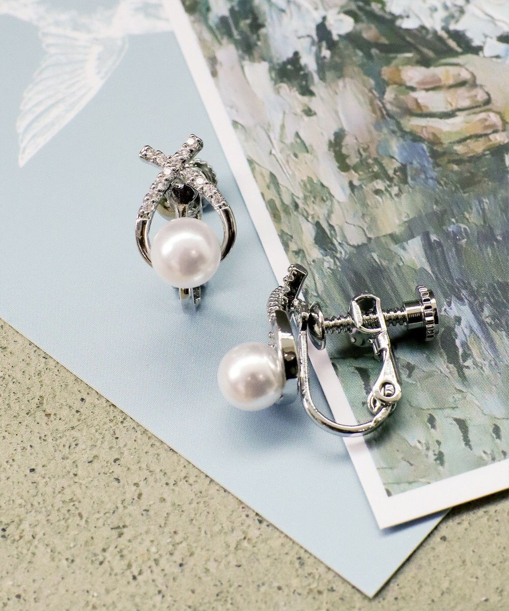 Tiaclasse 【選べる2TYPEデザイン】【金属アレルギー対応】クロスドロップピアス＆イヤリング 