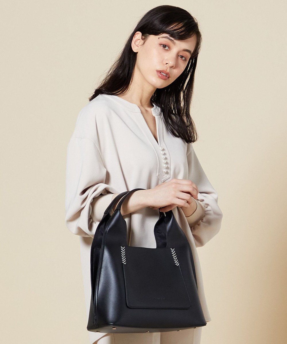 LA BAGAGERIE 【veganview】triangle shape mini tote bag 